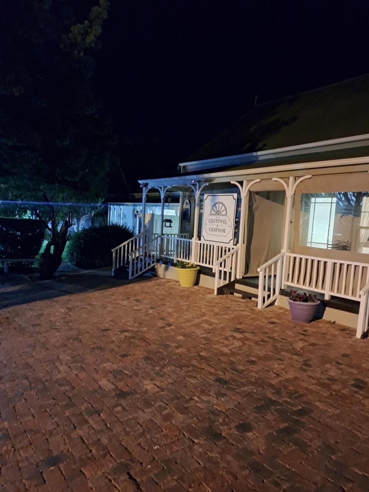 Housemartin Lodge & Self Catering De Rust Екстер'єр фото