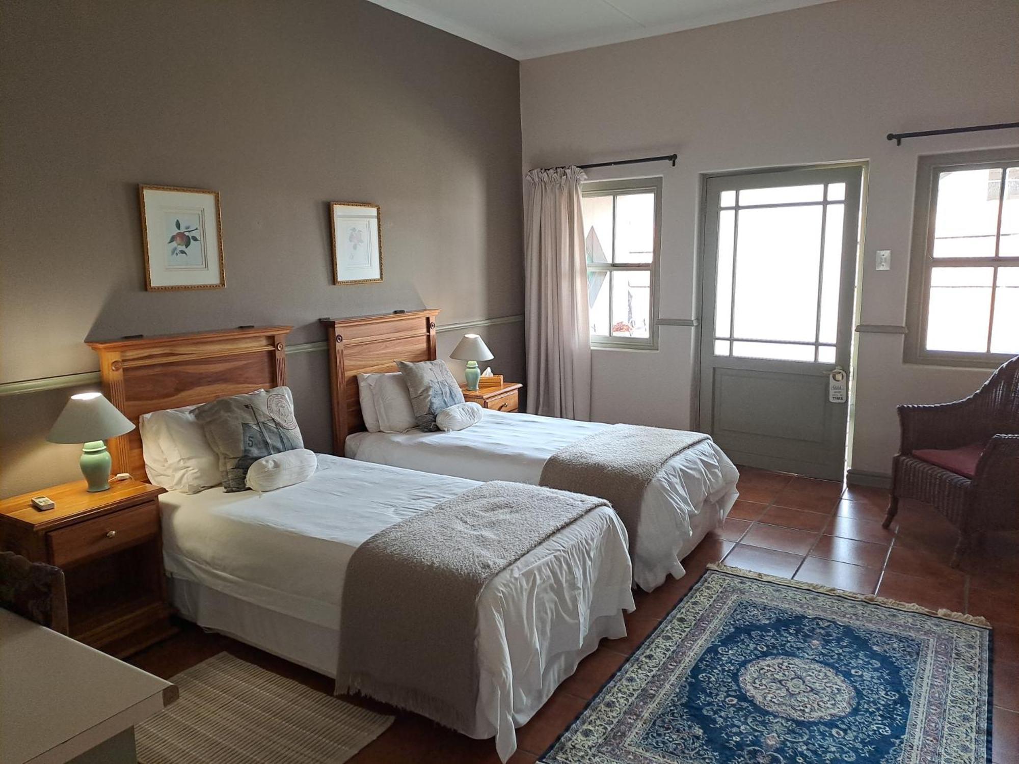 Housemartin Lodge & Self Catering De Rust Екстер'єр фото